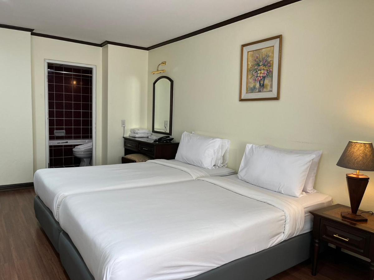 Yellow Ribbon Hills Boutique Suites Bangkok Exteriér fotografie