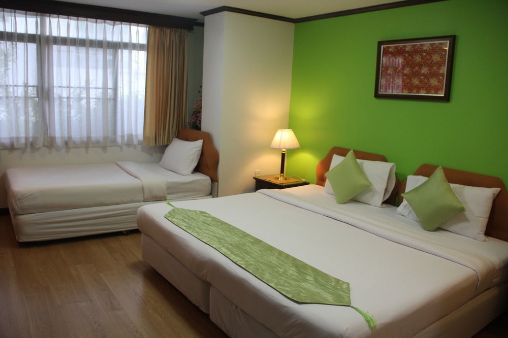 Yellow Ribbon Hills Boutique Suites Bangkok Exteriér fotografie