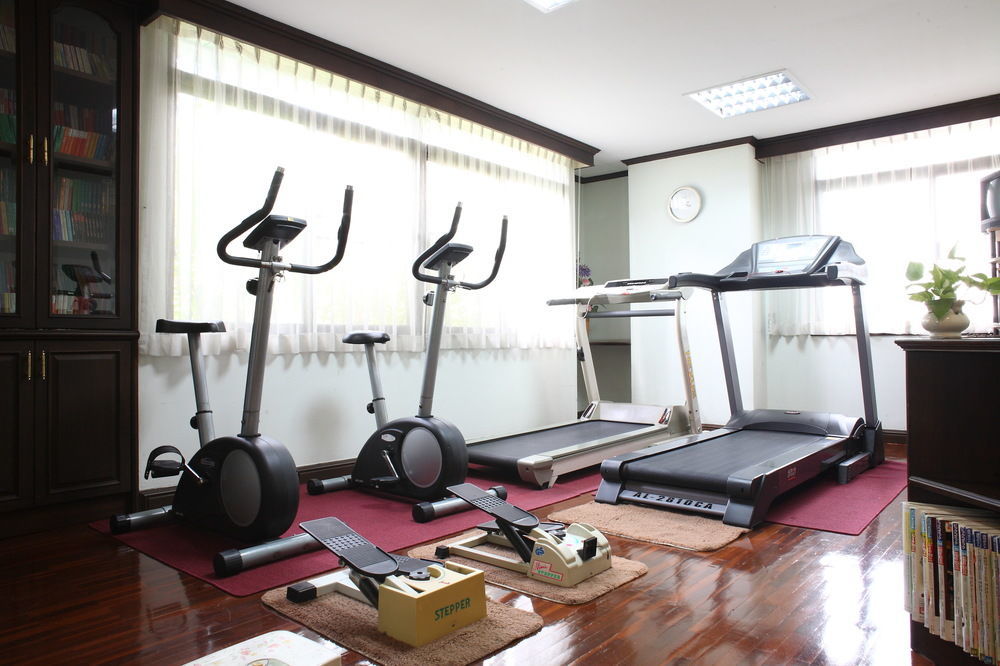 Yellow Ribbon Hills Boutique Suites Bangkok Exteriér fotografie
